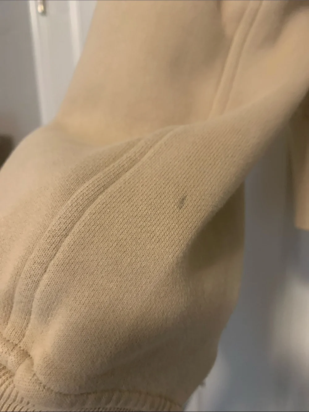 Lululemon Half Zip Scuba in Trench Sz XL/XXL Small pen mark on bk of sleeve, GUC